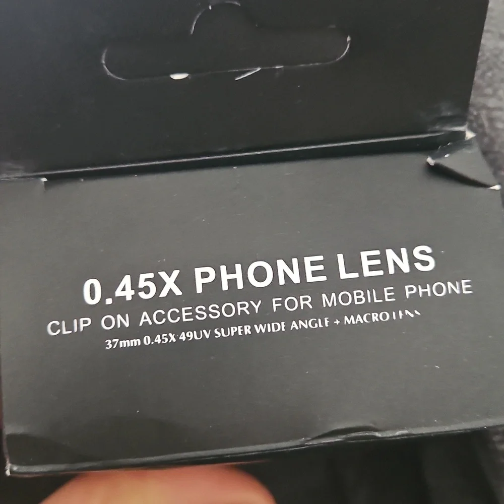 Nib Universal Black Clip-On Super Wide Angle Lens